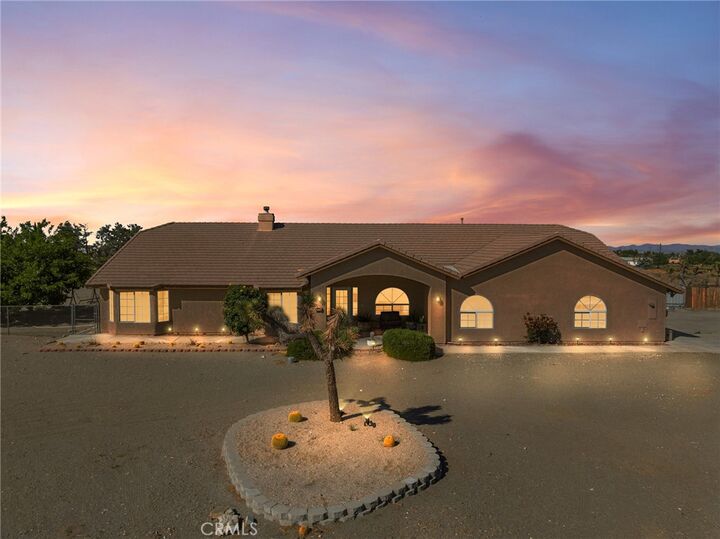 Property Photo: 11025 El Esteban CA 92371