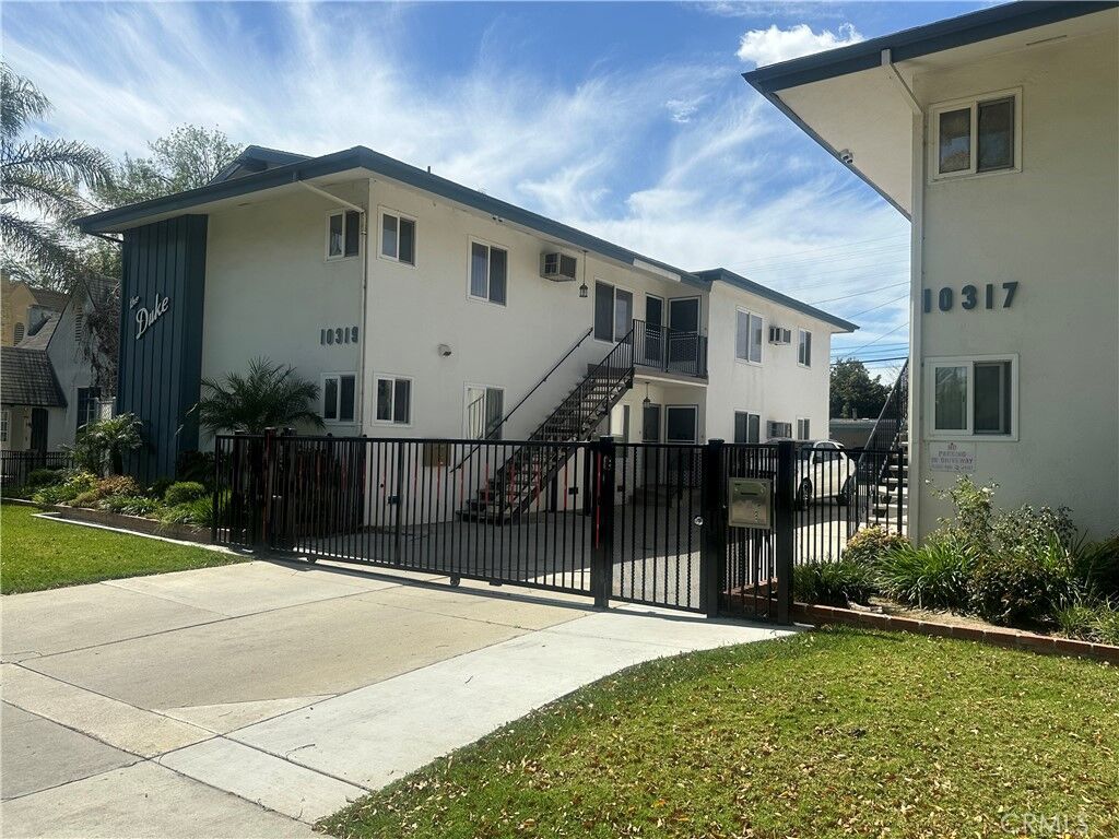 Property Photo:  10317 Pinehurst Avenue  CA 90280 
