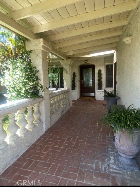 Property Photo:  275 W Shadwell  CA 90745 