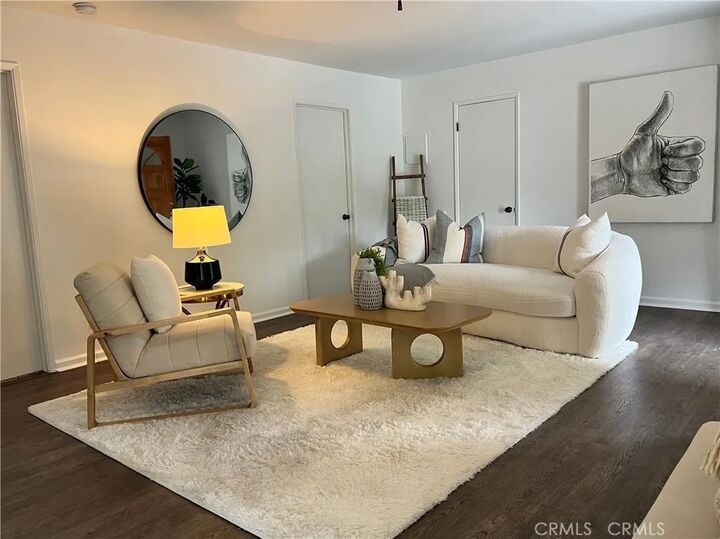 Property Photo:  1825 N Easterly Terrace  CA 90026 