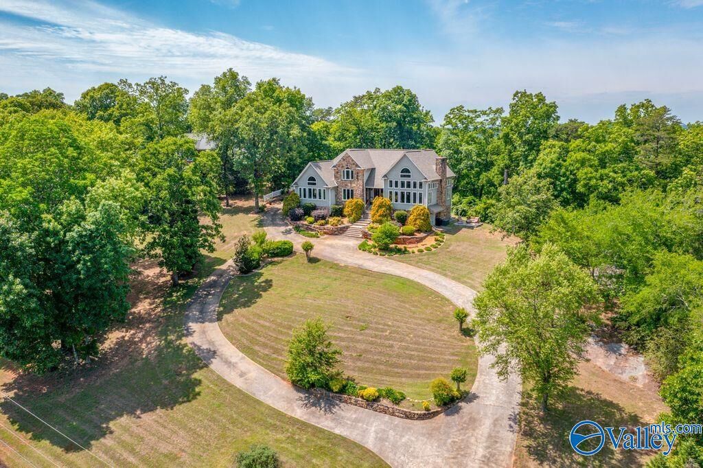 Property Photo:  1550 Scenic Drive  AL 35904 