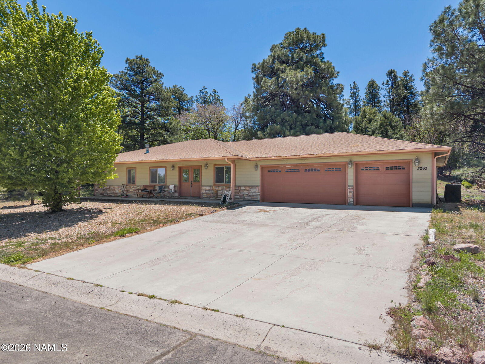 Property Photo:  3063 W Spyglass Hill  AZ 86046 