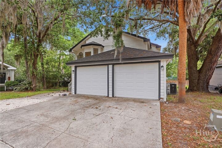 Property Photo:  2 Starboard Court  GA 31419 