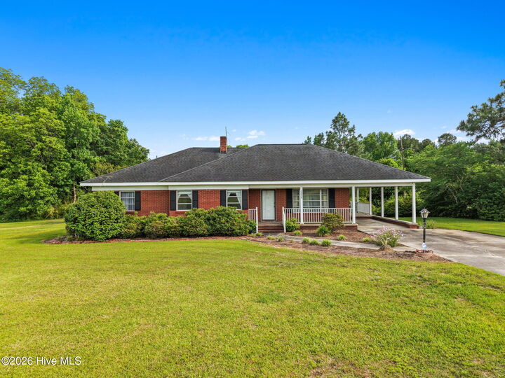 Property Photo: 1375 Kenny Jordan Road NC 28463