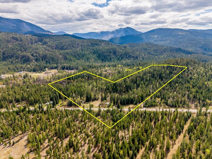 Property Photo:  17112 Highway 31  WA 99153 