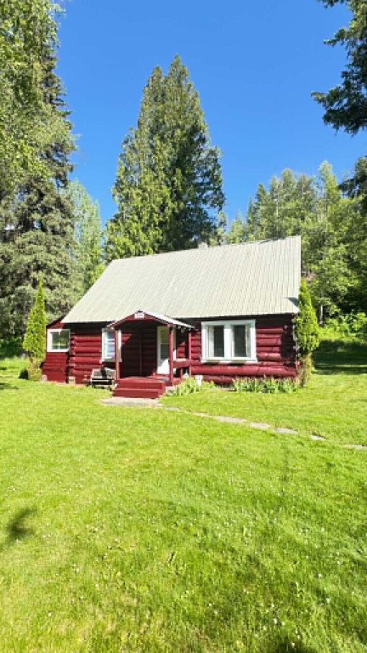 Property Photo:  17112 Highway 31  WA 99153 