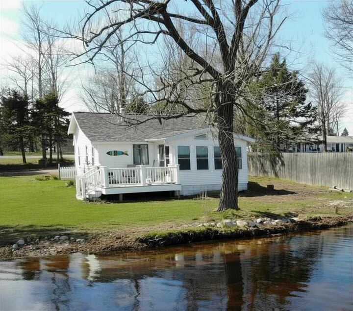Property Photo:  6398 Paradise  MI 49718 
