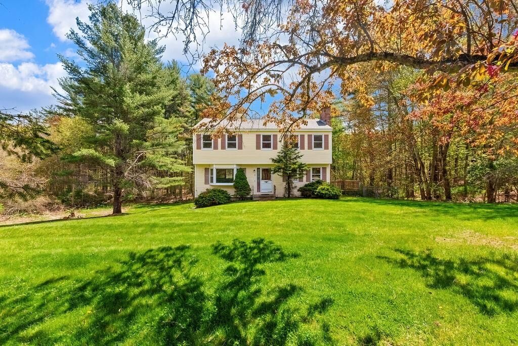 Property Photo:  3 Cortland Drive  NH 03079 