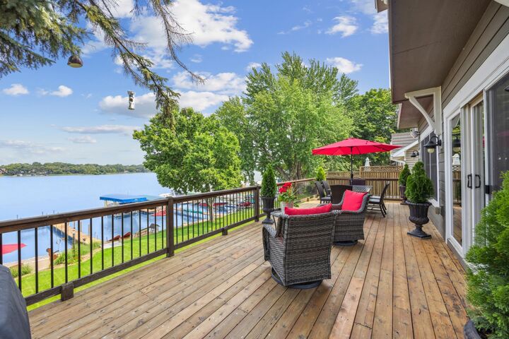 Property Photo:  5060 Edgewater Drive  MN 55364 
