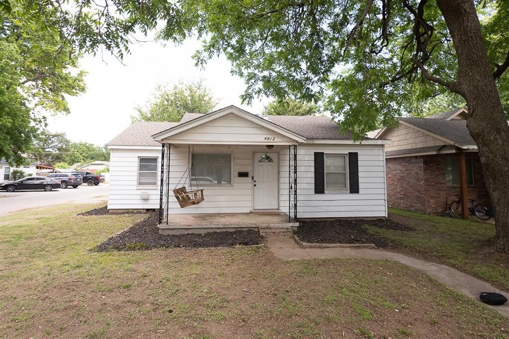 Property Photo:  4812 N College Avenue  OK 73008 
