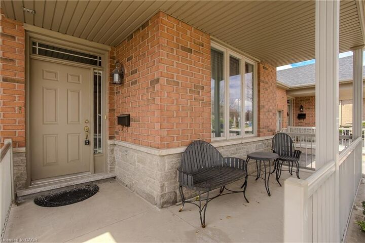 Property Photo:  2165 Itabashi Way 31  ON L7M 0A2 