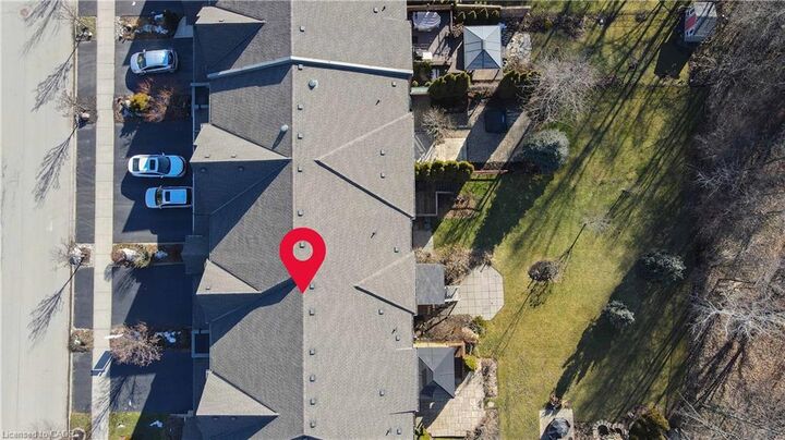 Property Photo:  58 Maplevale Drive  ON L9G 0C5 