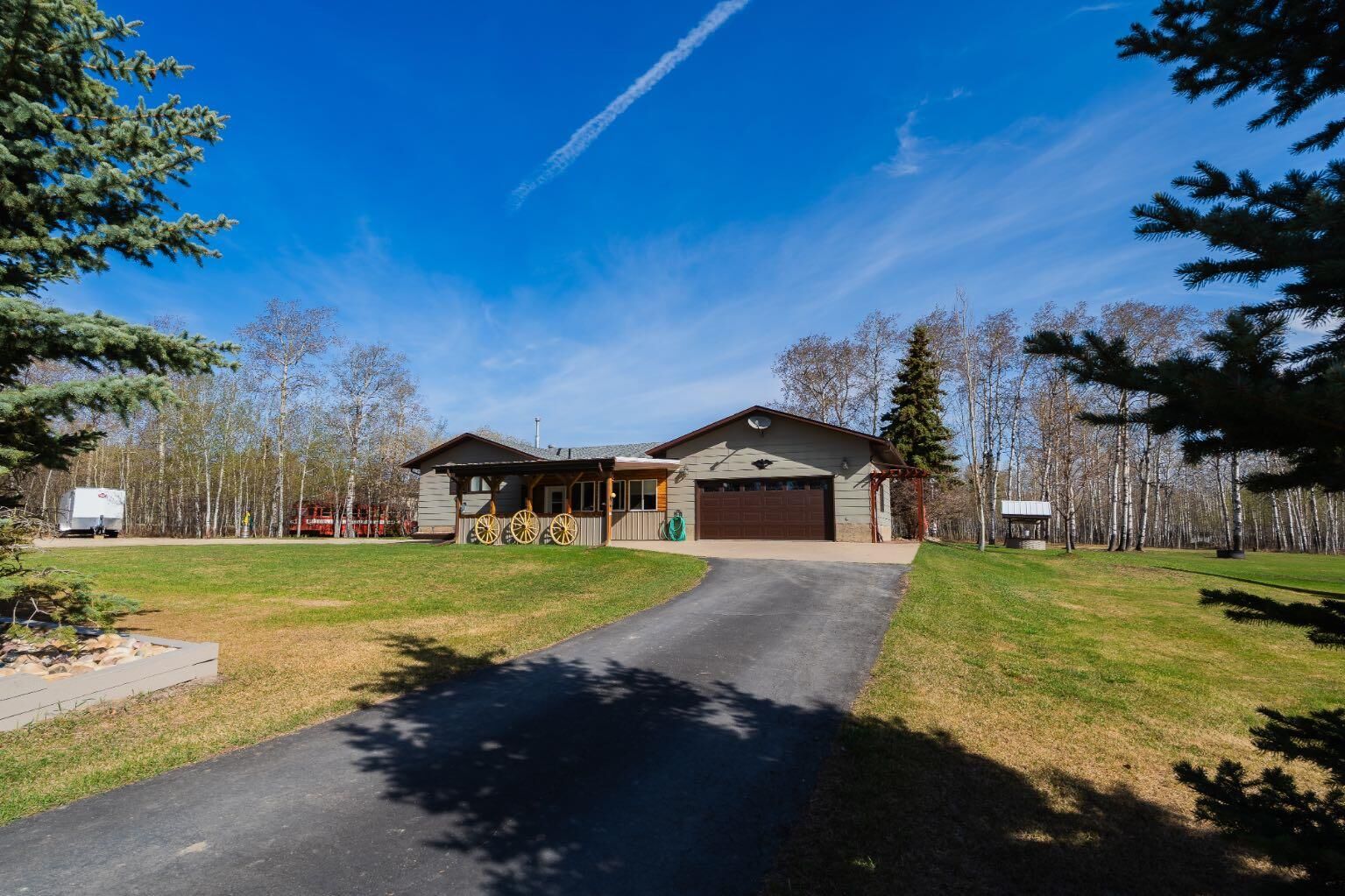 Property Photo:  715010 Range Road 84 #2  AB T0H 3S0 