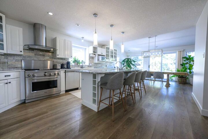 Property Photo:  9222 50 Avenue  AB T8W 2G7 