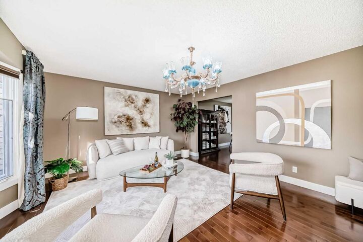 Property Photo:  36 Varsity Estates Court NW  AB T3B 5B1 