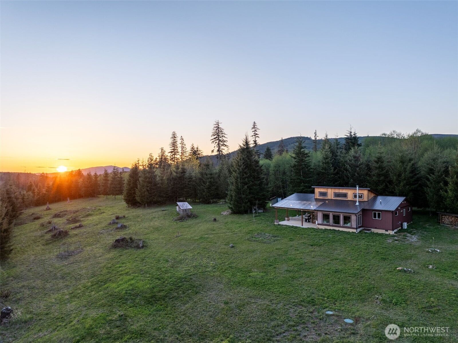 Property Photo:  310  Dream View Lane  WA 98533 