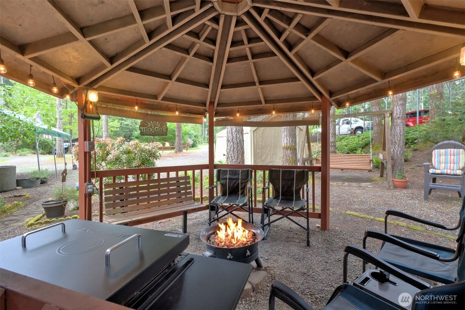 Property Photo:  1261 E Lakeshore Drive W  WA 98584 