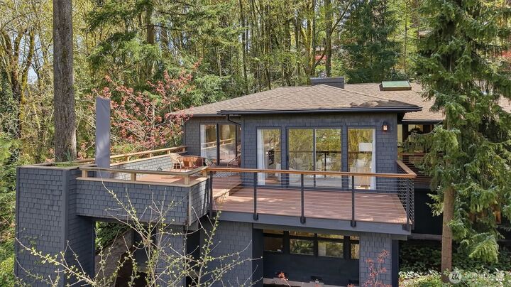 Property Photo:  14317 SE 49th Street  WA 98006 