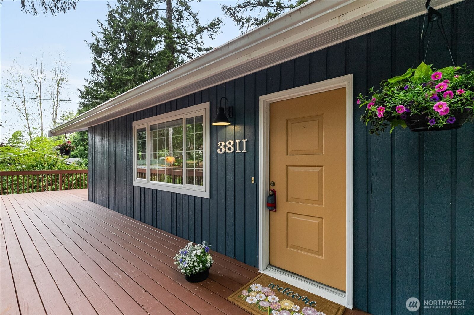 Property Photo:  3811  Lakeway Drive  WA 98229 