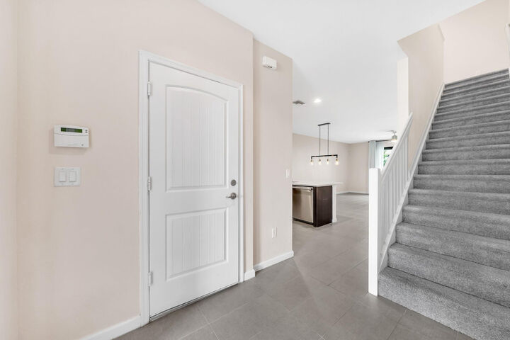 Property Photo:  4208 N Dixie Highway 25  FL 33334 