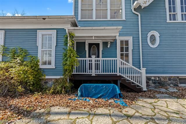 Property Photo:  410 E Main Street  MI 48167 