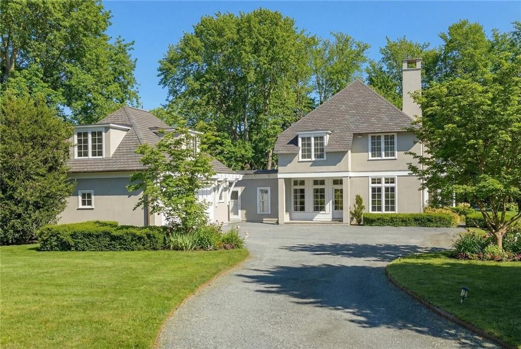 Property Photo:  9 Ocean Lawn Lane  RI 02840 