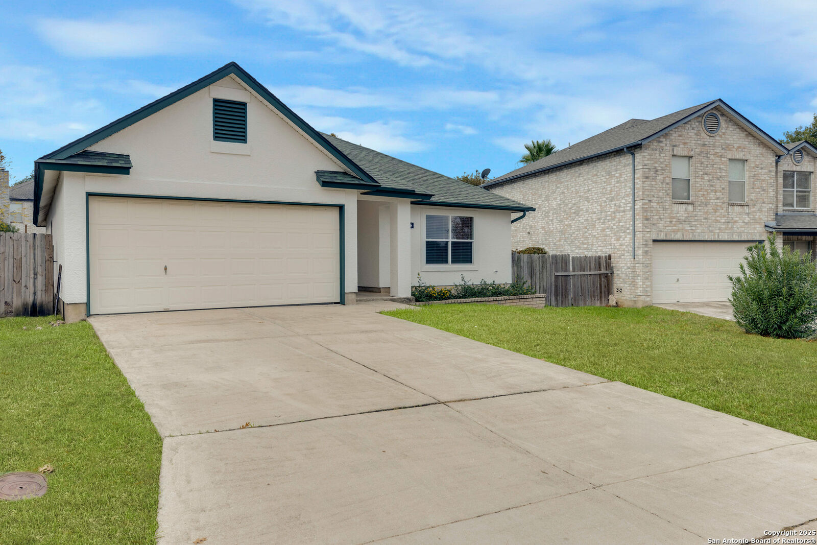 Property Photo: 7906 Swindow Cir TX 78109