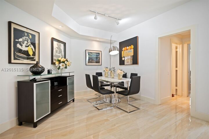 Property Photo: 888 Brickell Key Dr 609 FL 33131