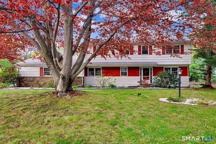 Property Photo:  60 Rosebrook Drive  CT 06614 