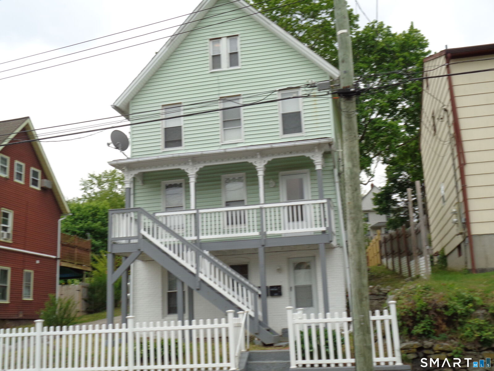 Property Photo:  92 Smith Street  CT 06418 