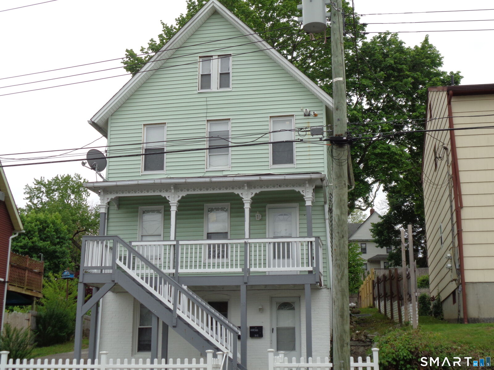 Property Photo:  92 Smith Street  CT 06418 