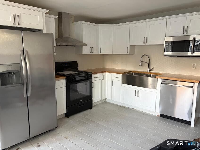 Property Photo: 50 Trumbull Avenue CT 06606