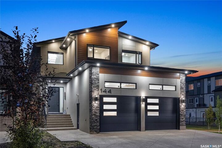 Property Photo: 144 Forsey Avenue SK S7W 0Z6