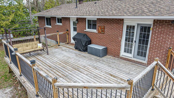 Property Photo: 3304 Goldstein Road ON L0K 2B0