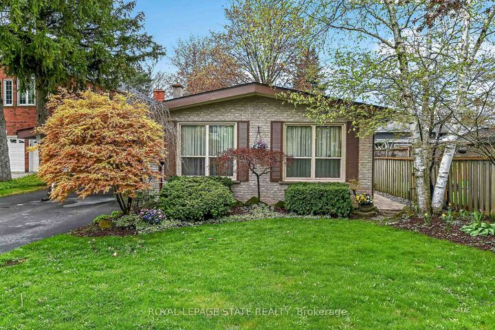 Property Photo: 582 Woodview Road ON L7N 3A1