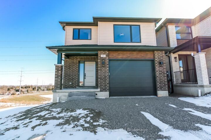 323 Anderson Street — photo 1