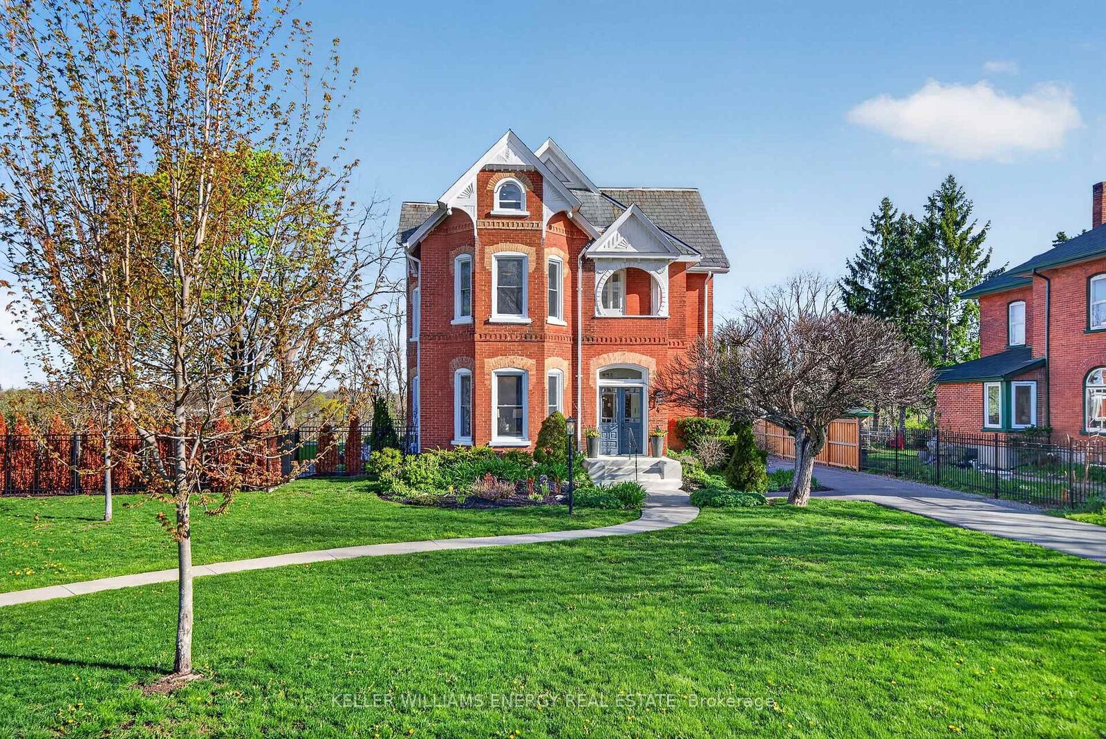 Property Photo: 4 Pine Street ON K8N 2L8