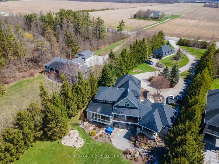 4544 Lakeshore Road — photo 1