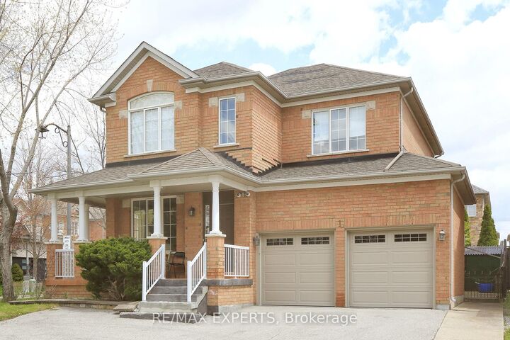 Property Photo: 1 Via Cristina Way ON L4H 1R9