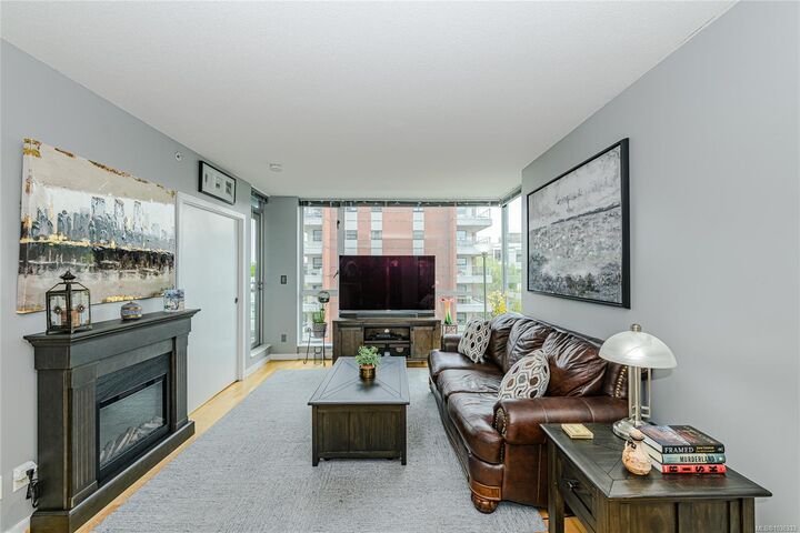 Property Photo:  732 Cormorant St 705  BC V8W 1P8 
