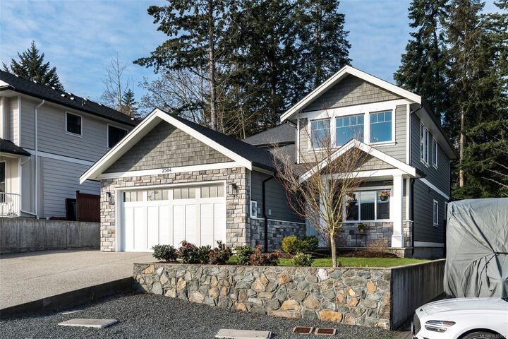 Property Photo:  2504 West Trail Crt  BC V9Z 1P3 