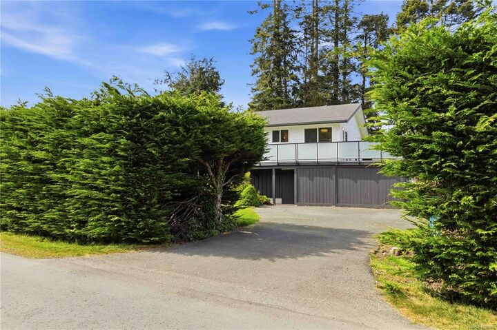 Property Photo:  7030 Deerlepe Rd  BC V9Z 0T5 