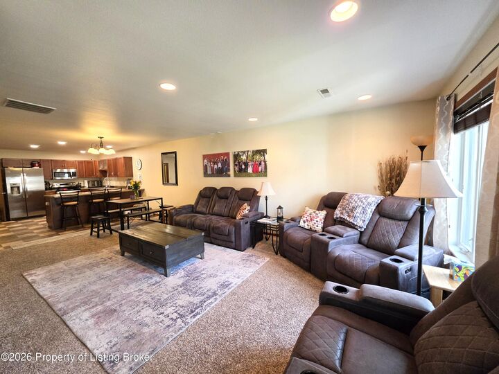 Property Photo:  536 Elks Drive  ND 58601 