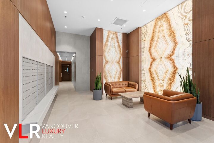 Property Photo:  6633 Buswell Street 703  BC V6Y 2G9 