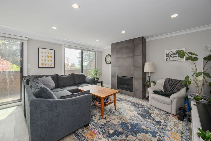 Property Photo:  3201 Lonsdale Avenue  BC V7N 4G8 