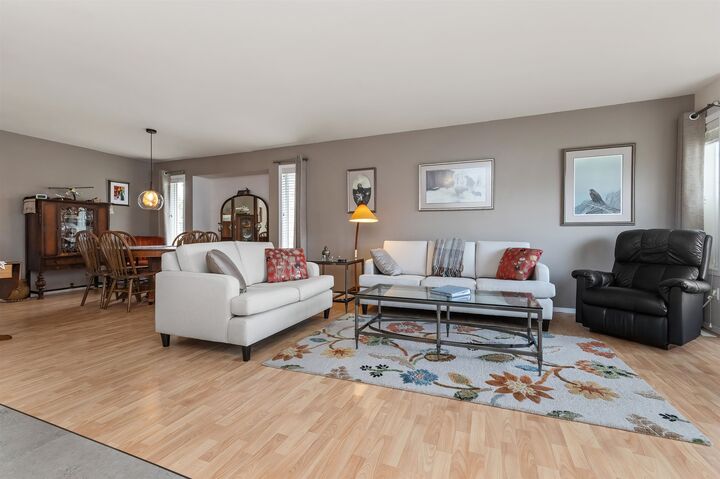 Property Photo:  46485 Airport Road 44  BC V2P 7Y1 