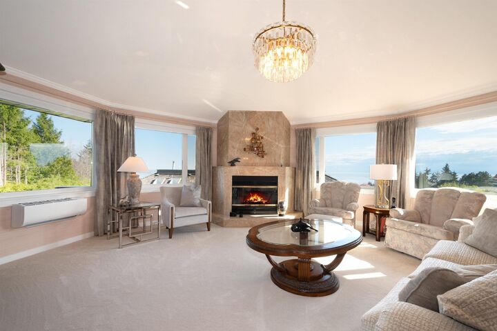 Property Photo:  4228 Rockridge Crescent  BC V7W 1B1 
