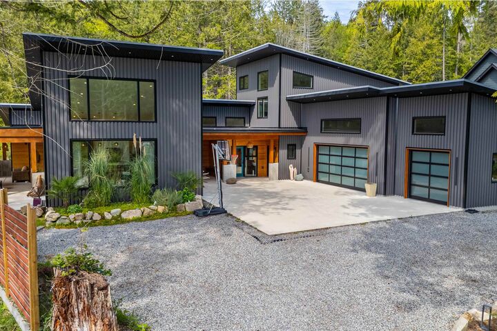 3022 Green Way — photo 1