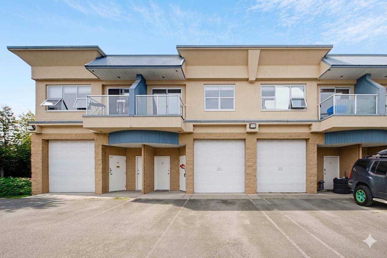 Property Photo: 5678 199 Street 213 BC V3A 1H8