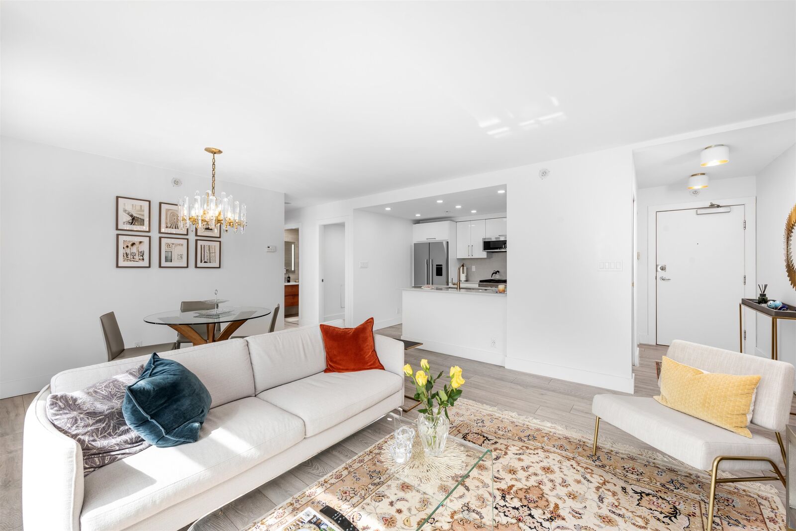 Property Photo:  198 Aquarius Mews 1008  BC V6Z 2Y4 